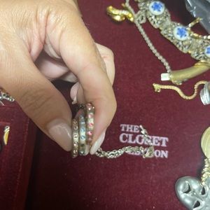 Necklace with 3 rings